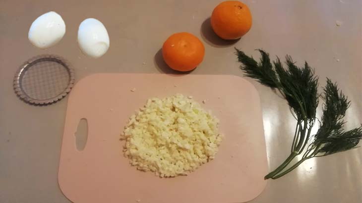 салат с яйцами мимоза